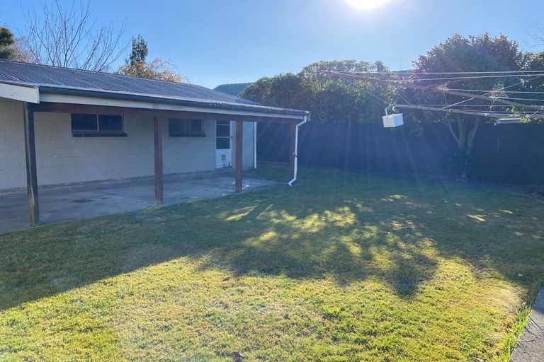 Photo of property in 91 Oakhampton Street, Hornby, Christchurch, 8042