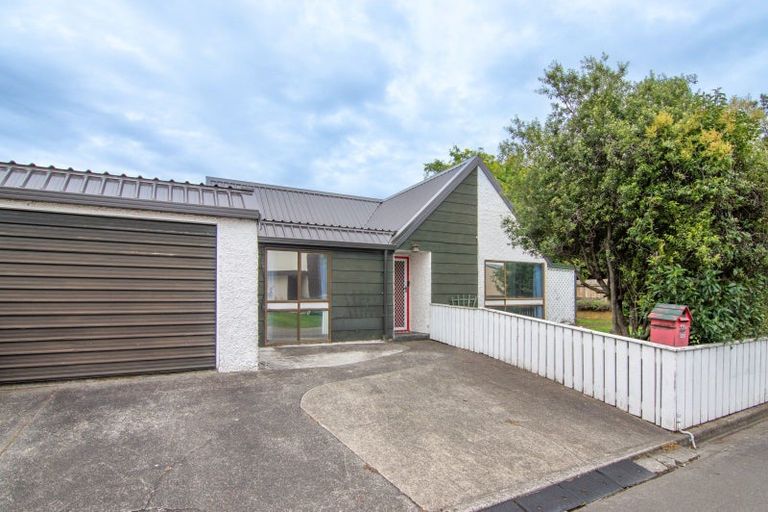 Photo of property in 136a Monrad Street, Highbury, Palmerston North, 4412
