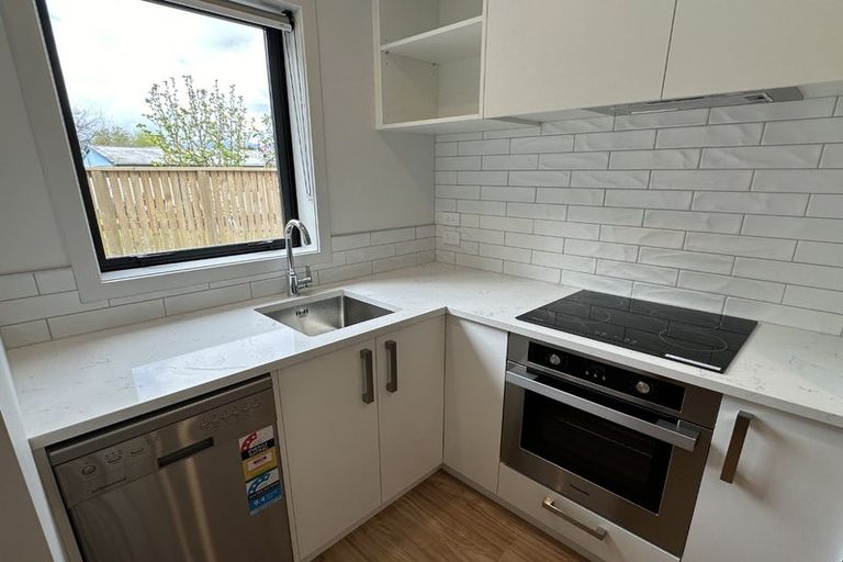 Photo of property in 28 York Street, Levin, 5510