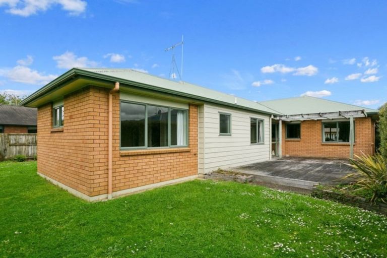 Photo of property in 2/10 Hannon Road, Cambridge, 3434