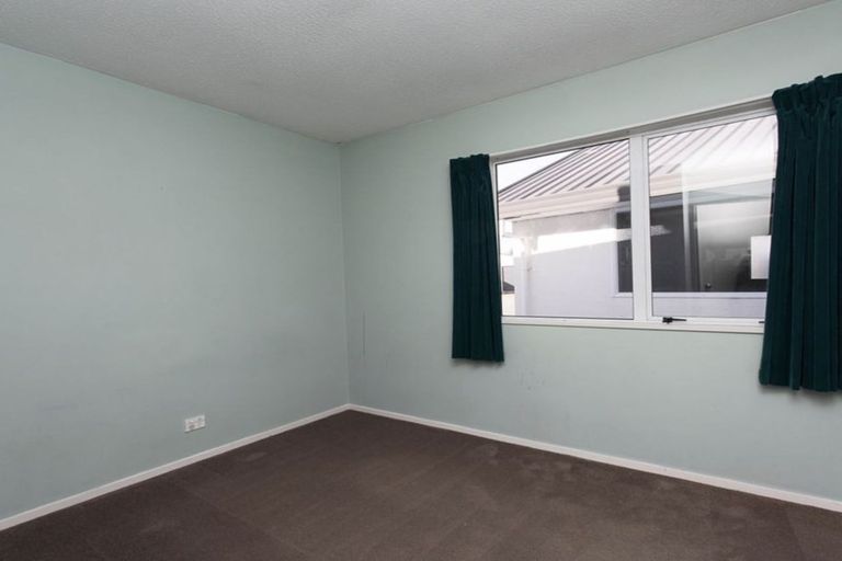 Photo of property in 60a Travis Road, Burwood, Christchurch, 8083