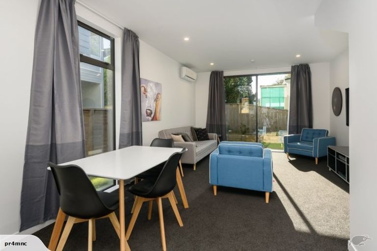 Photo of property in 74u6 Derwent Street, Island Bay, Wellington, 6023