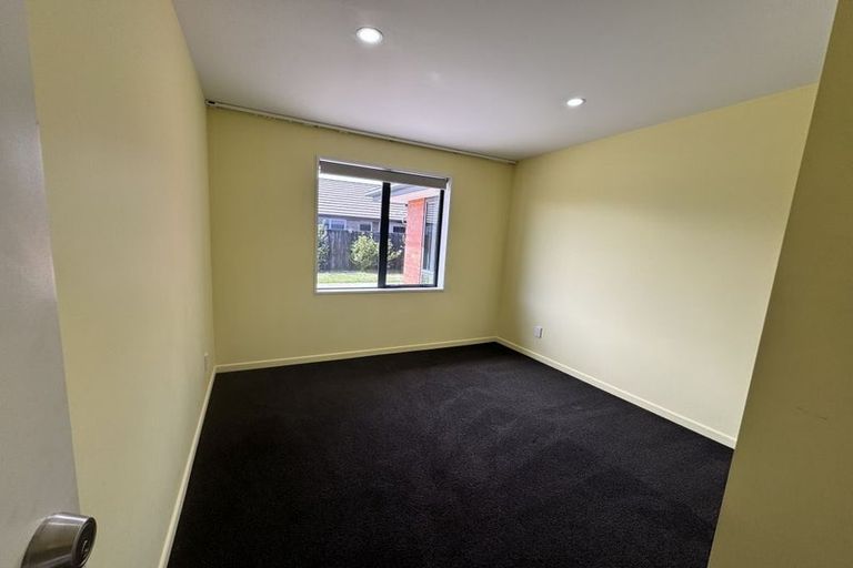 Photo of property in 34 Davaar Crescent, Broomfield, Christchurch, 8042