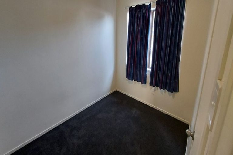 Photo of property in 2/25 Margaret Road, Papatoetoe, Auckland, 2025