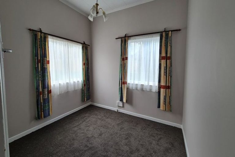 Photo of property in 32 Bristol Square, Hutt Central, Lower Hutt, 5010