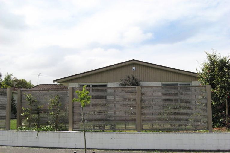 Photo of property in 14 Hillcrest Place, Avonhead, Christchurch, 8042