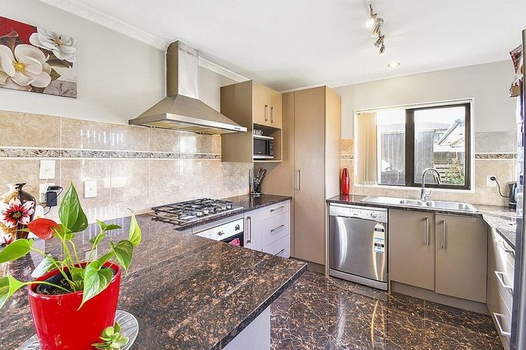 Photo of property in 33 Caspar Road, Papatoetoe, Auckland, 2025