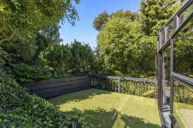 Photo of property in 25 Solander Place, Whitby, Porirua, 5024