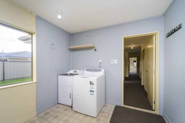 Photo of property in 55 Peppertree Glade, Kelvin Grove, Palmerston North, 4414