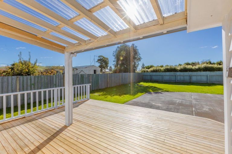 Photo of property in 23 Dee Street, Otane, 4202