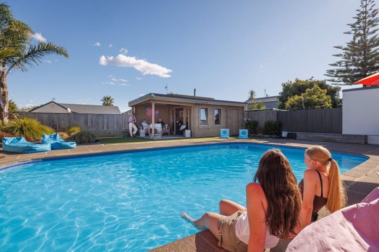 Photo of property in 670 Papamoa Beach Road, Papamoa Beach, Papamoa, 3118