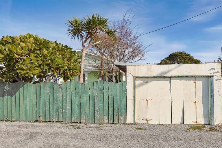 Photo of property in 34 Derby Street, Westport, 7825