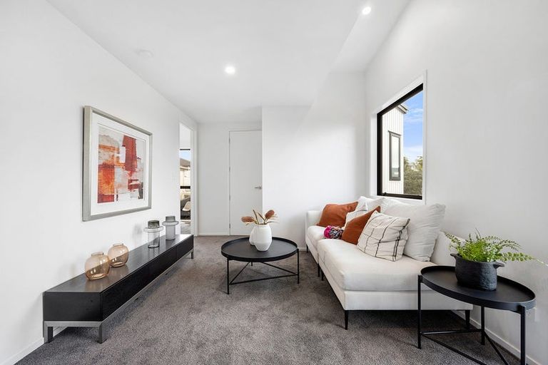 Photo of property in 7/8 Bennett Road, Pakuranga, Auckland, 2010