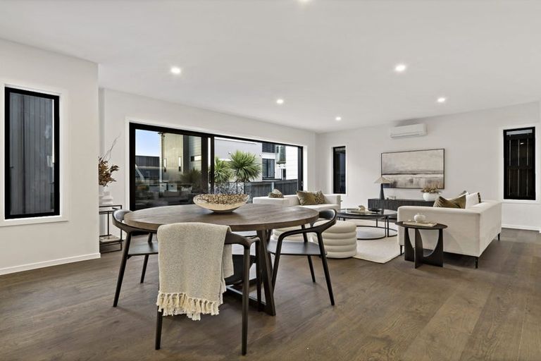 Photo of property in 4 Stockade View Lane, Howick, 2014