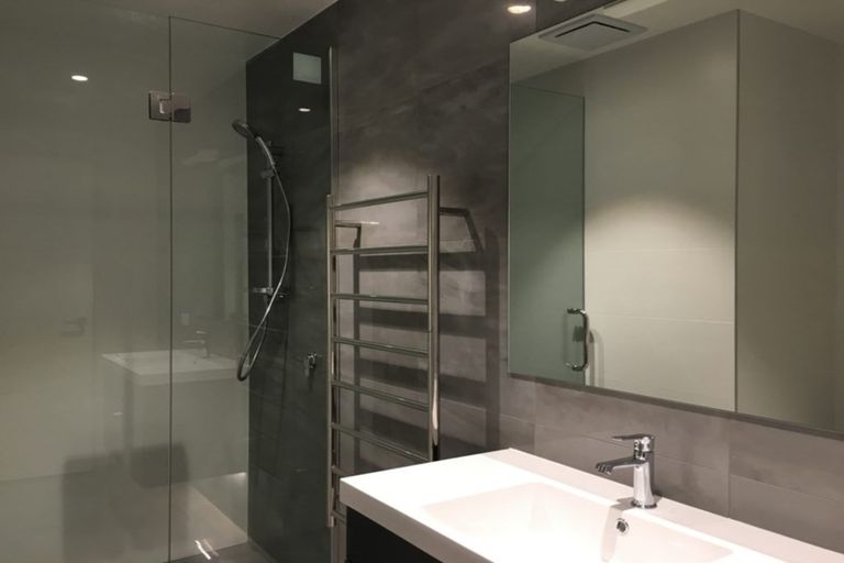 Photo of property in 120 Kittiwake Drive, Schnapper Rock, Auckland, 0632