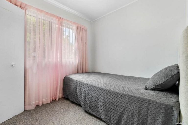 Photo of property in 1/50 Tawa Crescent, Manurewa, Auckland, 2102