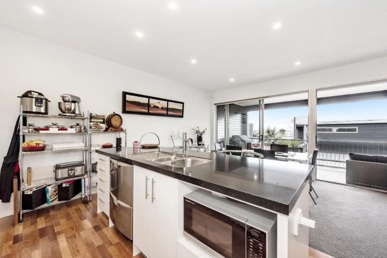 Photo of property in 23u7 Marama Street, Frankton, Hamilton, 3204