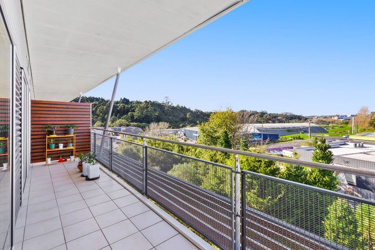 Photo of property in Albany Central, 16a/210 Dairy Flat Highway, Albany, Auckland, 0632
