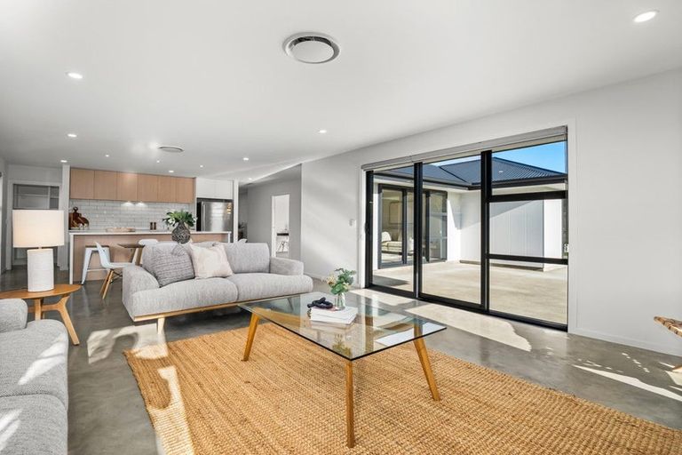 Photo of property in 18 Lewis Crescent, Rolleston, 7614