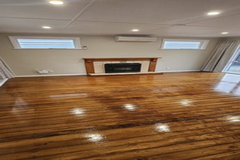 Photo of property in 23 Charles Street, Clouston Park, Upper Hutt, 5018