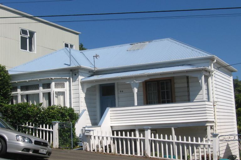 Photo of property in 64 Thompson Street, Mount Cook, Wellington, 6011