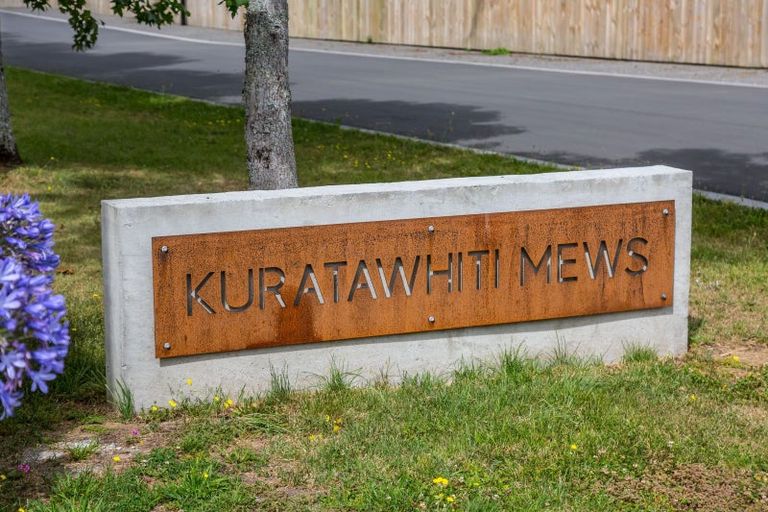 Photo of property in 13 Oates Place, Greytown, 5712