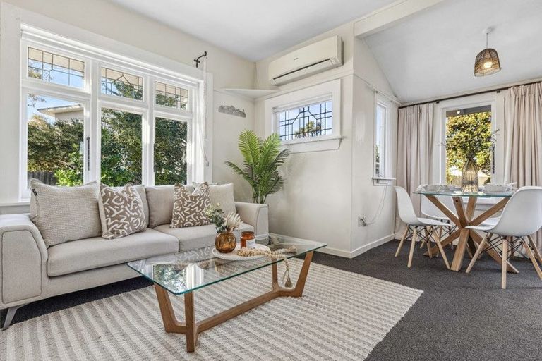 Photo of property in 15 Clarendon Terrace, Woolston, Christchurch, 8023