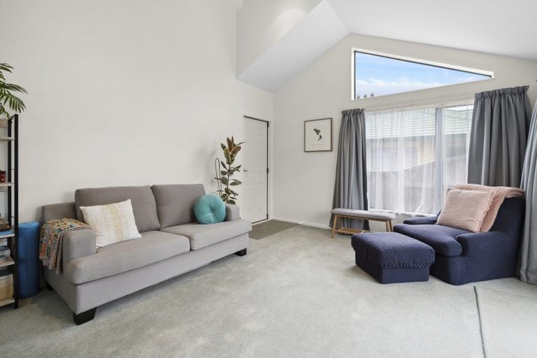 Photo of property in Miramar Villas, 22/3u Byron Street, Miramar, Wellington, 6022