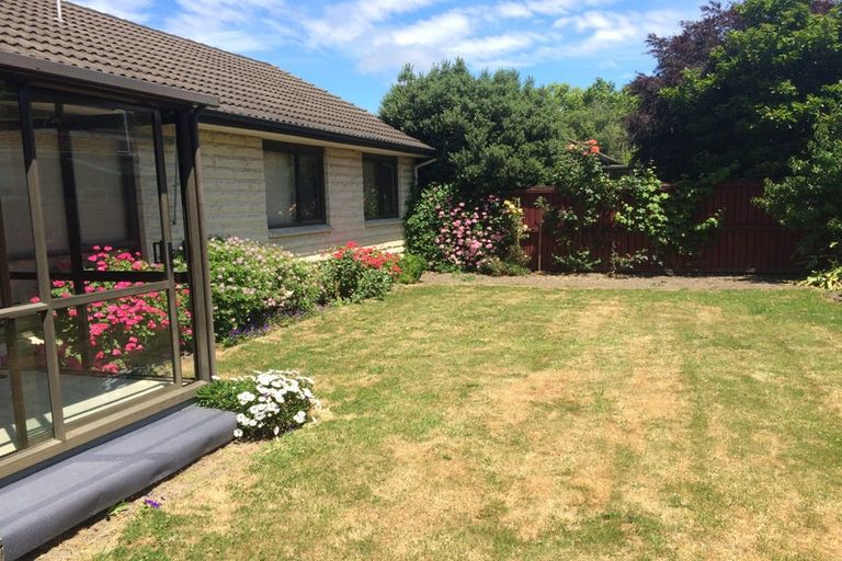 Photo of property in 2/9 Ikamatua Lane, Sydenham, Christchurch, 8023