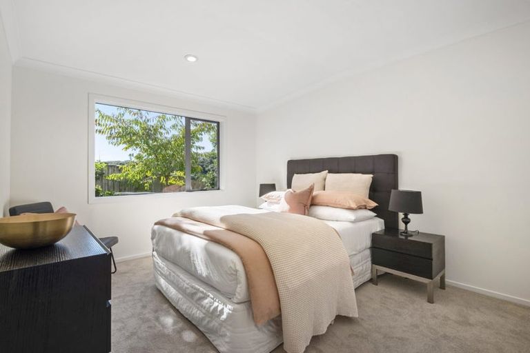 Photo of property in 14 Durbin Court, Greenhithe, Auckland, 0632