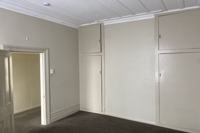 Photo of property in 220 Oxford Street, South Dunedin, Dunedin, 9012