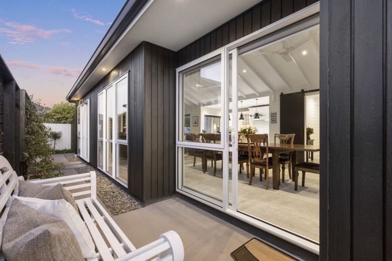 Photo of property in 31 Maria Tini Drive, Papamoa Beach, Papamoa, 3118