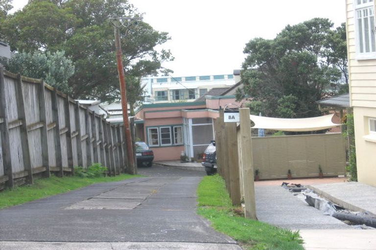 Photo of property in 8 Colonial Road, Birkenhead, Auckland, 0626