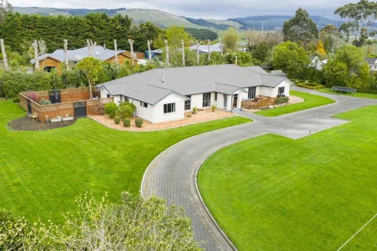 Photo of property in 294 Polson Hill Drive, Aokautere, Palmerston North, 4471