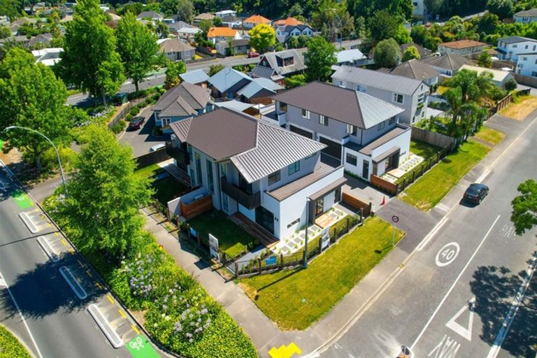 Photo of property in 64u4 Banbury Crescent, Fairfield, Hamilton, 3214