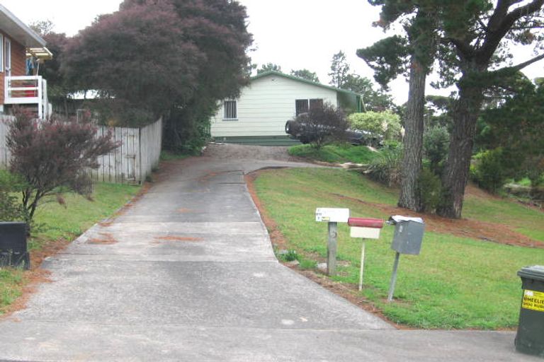 Photo of property in 6 John Webster Place, Glen Eden, Auckland, 0602