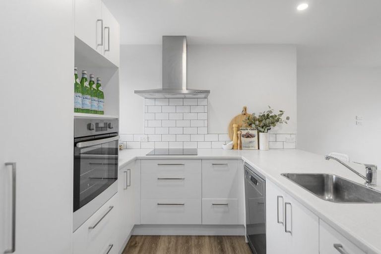 Photo of property in 229a Geraldine Street, Edgeware, Christchurch, 8013