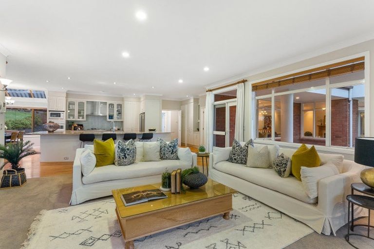 Photo of property in 84 Potts Road, Whitford, Howick, 2571