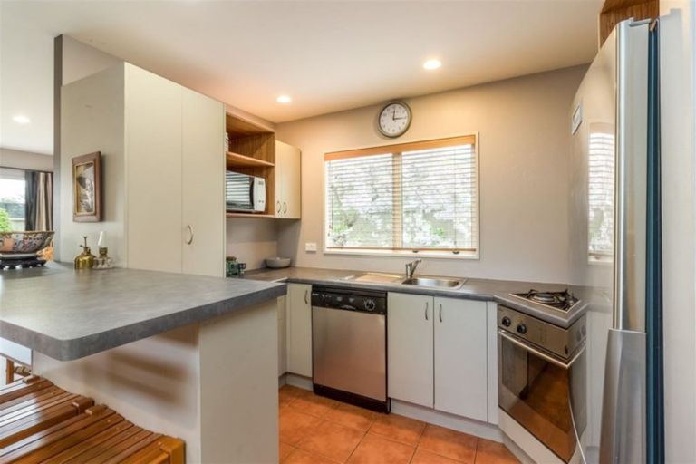 Photo of property in 42 Dover Street, St Albans, Christchurch, 8014