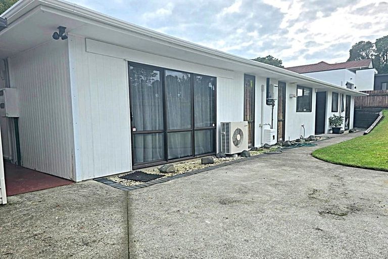 Photo of property in 168 Weatherly Road, Torbay, Auckland, 0630