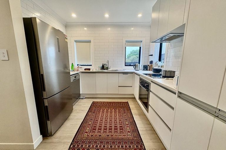 Photo of property in 40c Kervil Avenue, Te Atatu Peninsula, Auckland, 0610