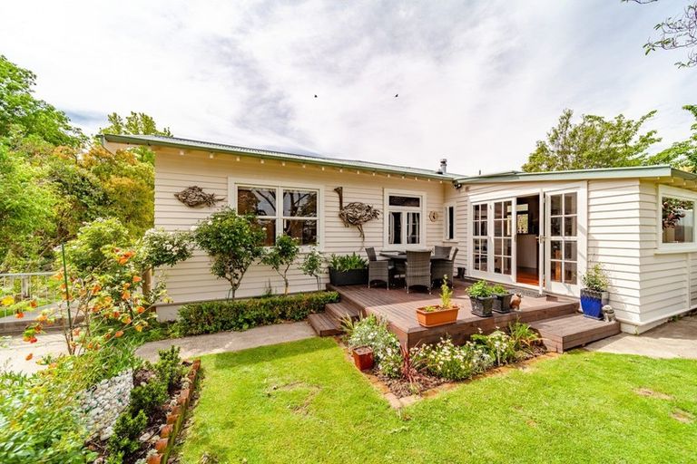 Photo of property in 152 Porangahau Road, Waipukurau, 4200