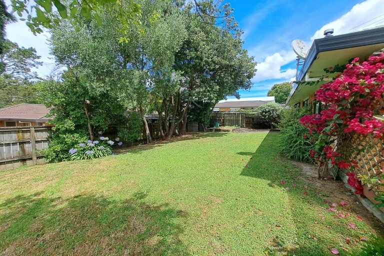 Photo of property in 31 Rata Street, New Lynn, Auckland, 0600