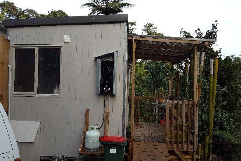 Photo of property in 6 Hobby Avenue, Birkdale, Auckland, 0626