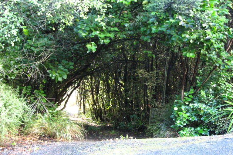Photo of property in 17 Thornicroft Road, Waitati, 9085