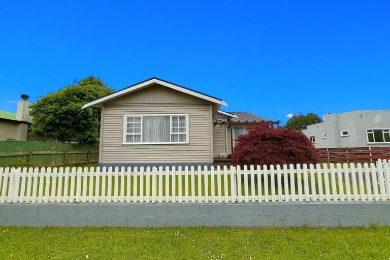 Photo of property in 36 Stewart Street, Aramoho, Whanganui, 4500