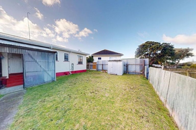 Photo of property in 41 Hood Street, Castlecliff, Whanganui, 4501