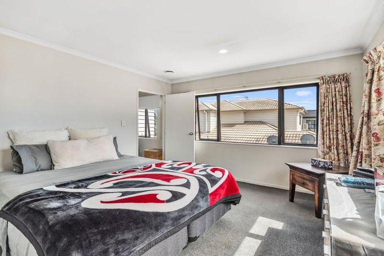 Photo of property in 8 Hansen Place, Takanini, 2112