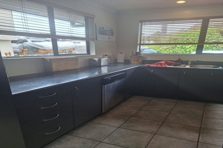 Photo of property in 85a Clovelly Road, Bucklands Beach, Auckland, 2012