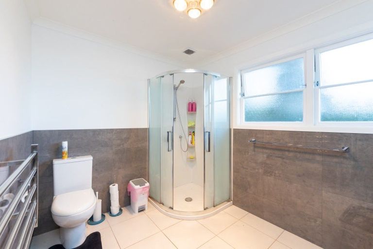 Photo of property in 879 Main Street, Roslyn, Palmerston North, 4414